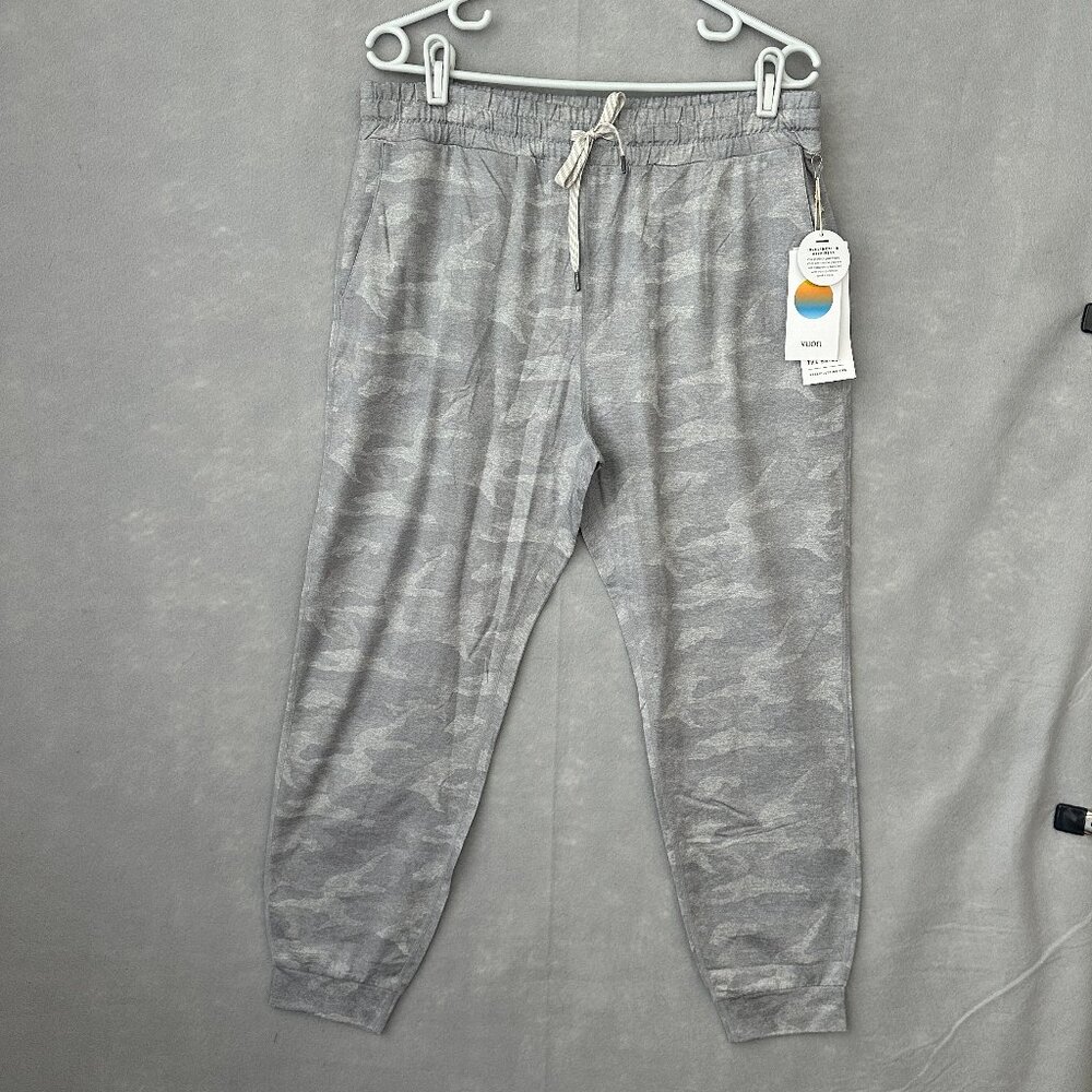 Vuori Women's Gray Camo Jogger Track Pants